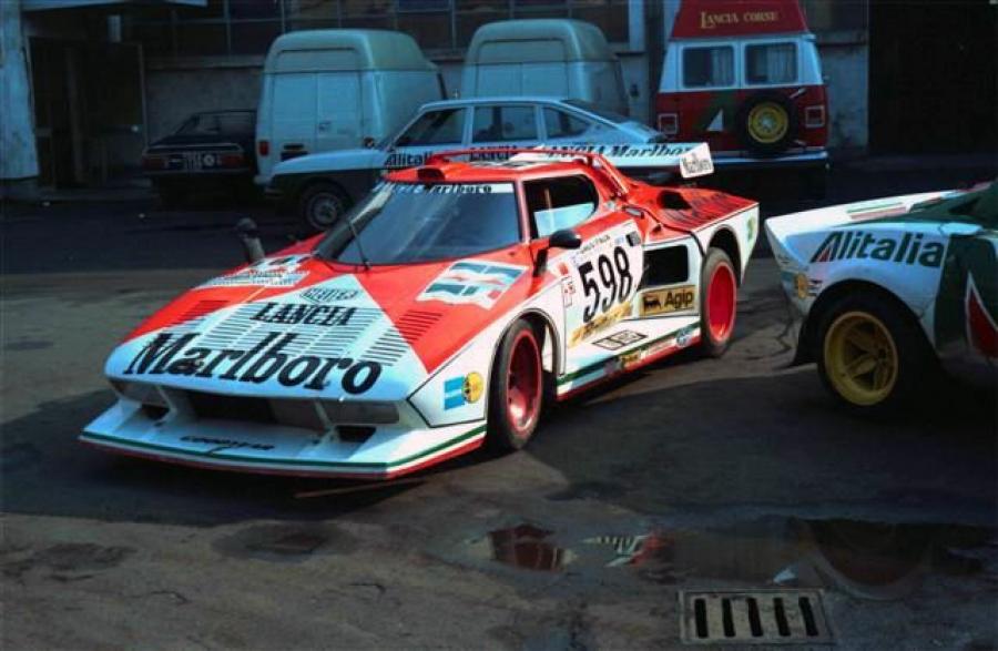  Lancia Stratos Turbo Gr. 5 Silhouette 1976 года  (фото 14 из 16)